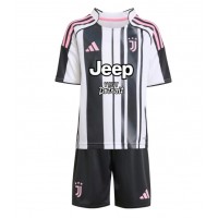 Juventus Teun Koopmeiners #8 Hjemme Trøje Børn 2025-26 Kortærmet (+ Korte bukser)